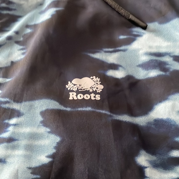 Boy’s/young teen light rain coat - Picture 2 of 4